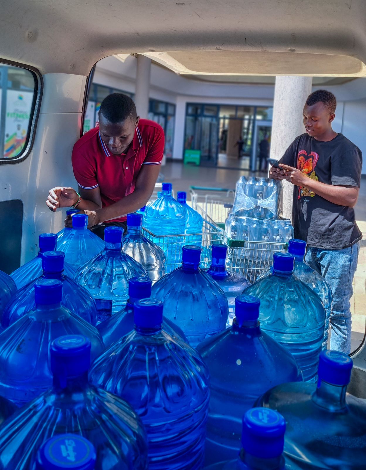 Loading a bulk water delivery